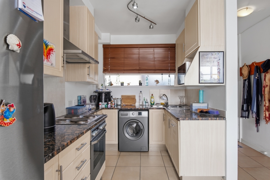 2 Bedroom Property for Sale in Kenilworth Western Cape